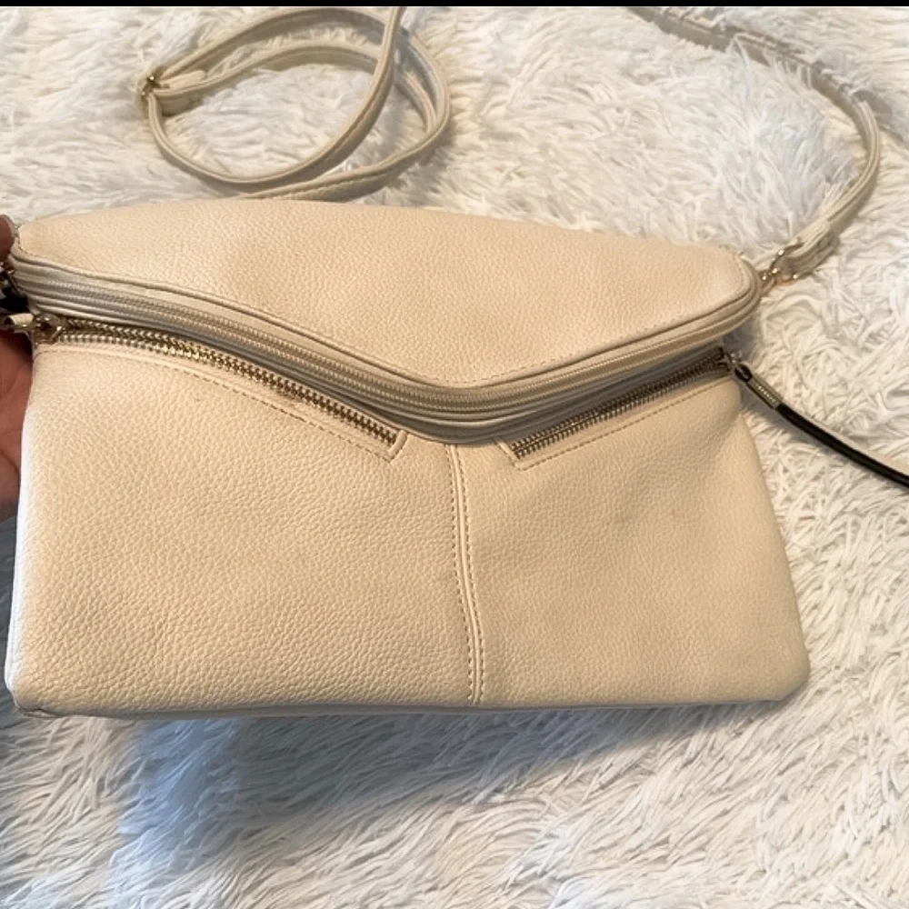 VICI | Cream Foldover Crossbody Clutch Bag